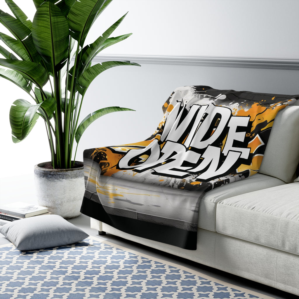 Cozy Sherpa Fleece Blanket - Wide Open - Great Gift
